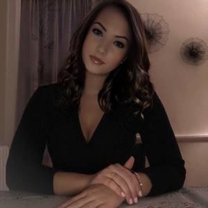 Meet your Posher, Alivia